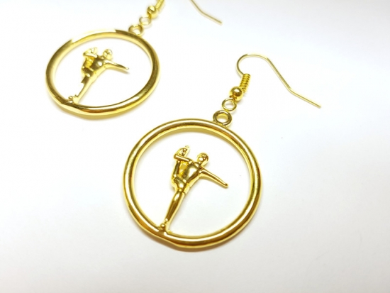 Preview: Miniatur Mensch Ohrringe Turner goldfarben Mensch